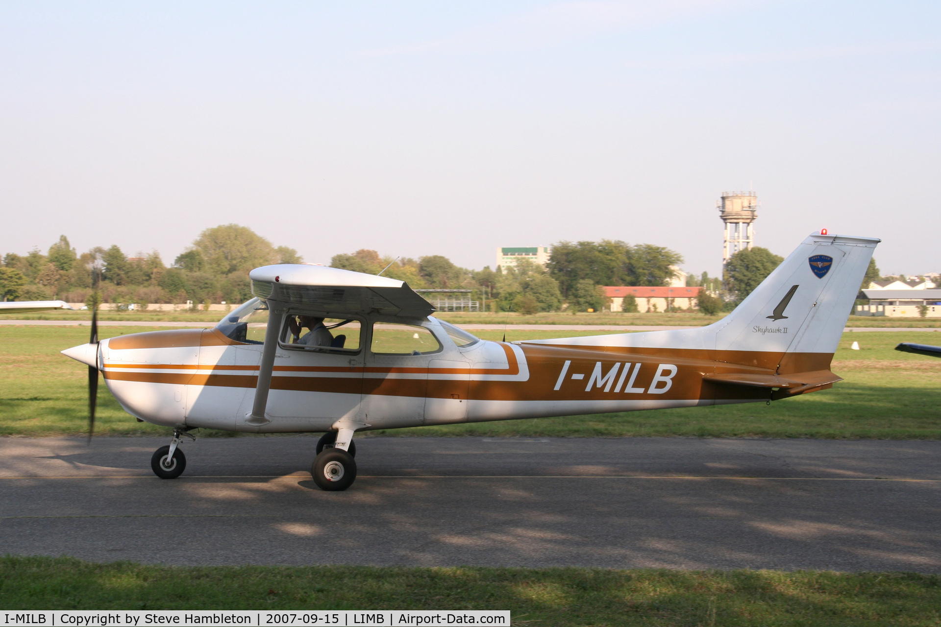 I-MILB, Cessna 172M C/N 17261112, At Bresso (Milan)
