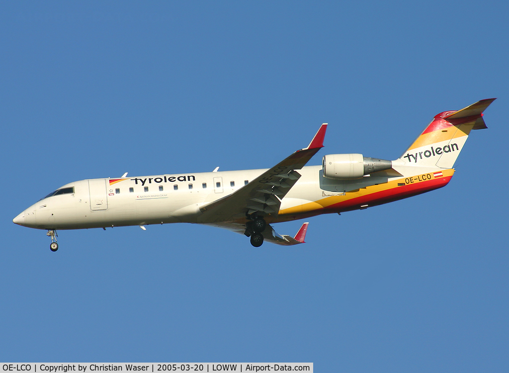 OE-LCO, 2000 Canadair CRJ-200LR (CL-600-2B19) C/N 7371, Tyrolean