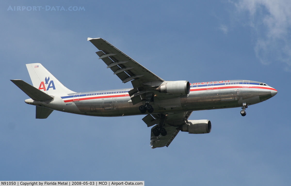 N91050, 1988 Airbus A300B4-605R C/N 423, American A300 arriving from SJU
