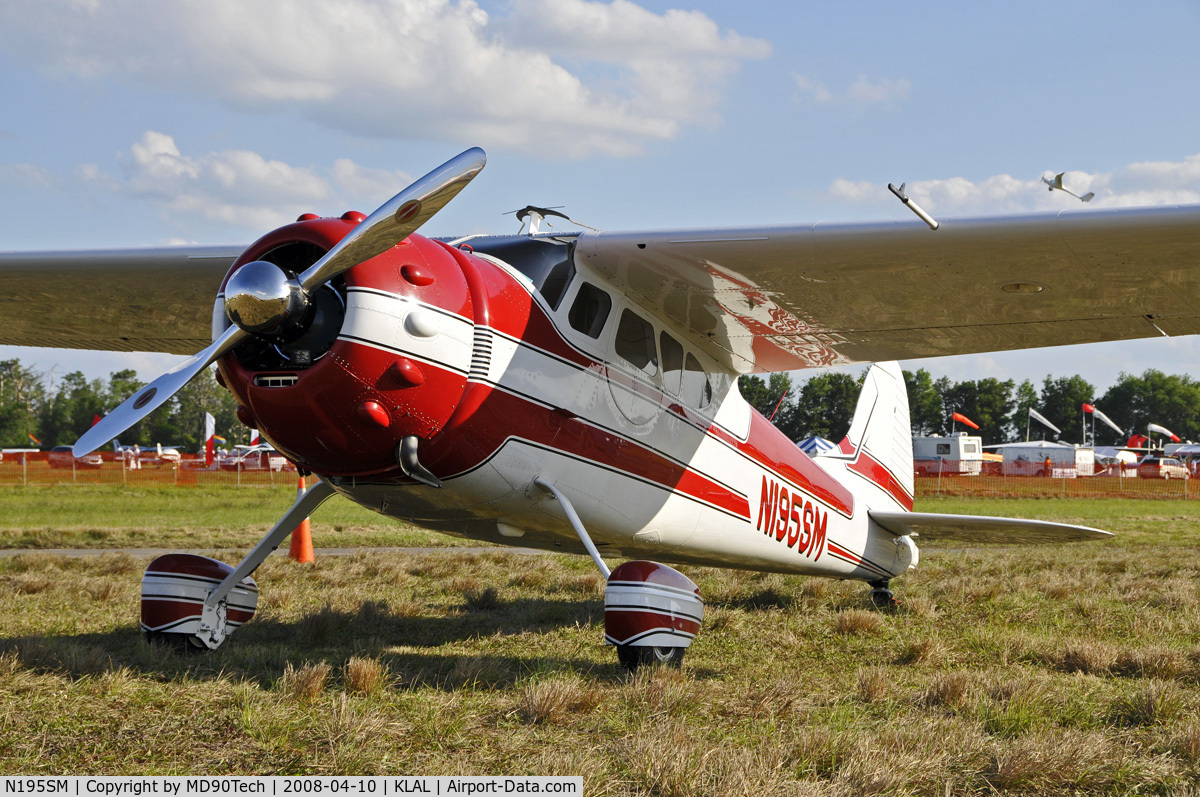 N195SM, 1949 Cessna 195 C/N 7806, I really love theese old 195's with huge radial engines! =D