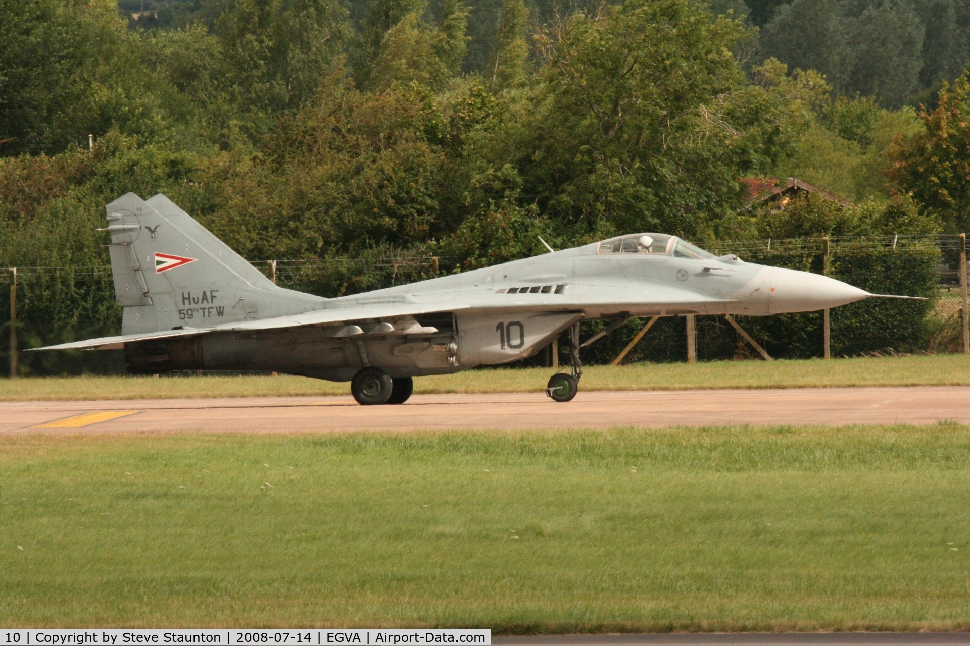 10, Mikoyan-Gurevich MiG-29B C/N 2960535158, Taken at the Royal International Air Tattoo 2008 during arrivals and departures (show days cancelled due to bad weather)