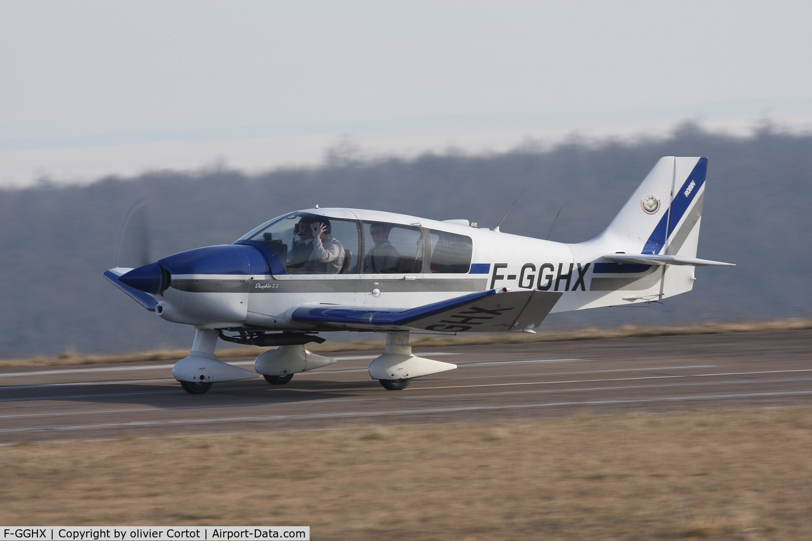 F-GGHX, Robin DR.400-120 Dauphin 2+2 C/N 1850, Taken at Dijon Darois airfield, winter 2007