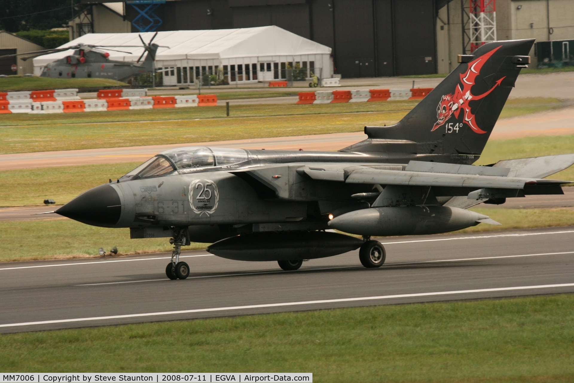 MM7006, 1982 Panavia Tornado IDS C/N 102/IS005/5008, Taken at the Royal International Air Tattoo 2008 during arrivals and departures (show days cancelled due to bad weather)