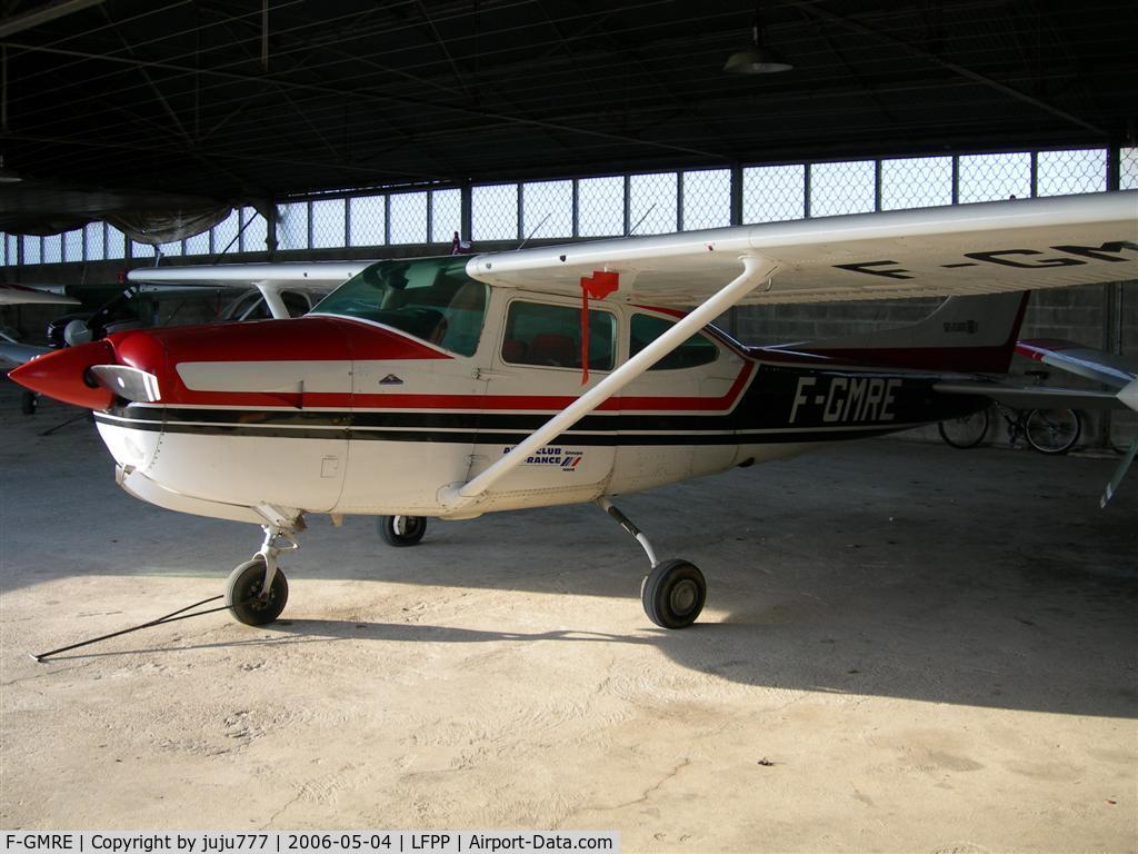 F-GMRE, Reims FR182 C/N 0016, on hangar at Le Plessis-belleville