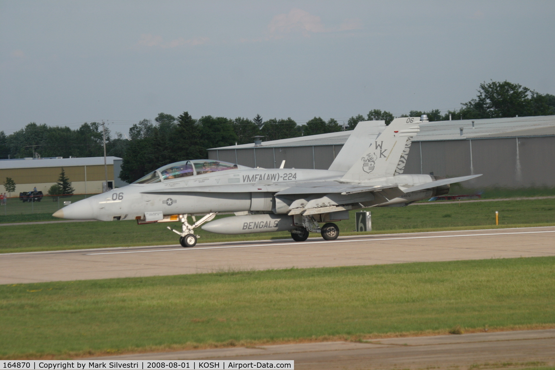 164870, McDonnell Douglas F/A-18D Hornet C/N 1202/D116, Oshkosh 2008