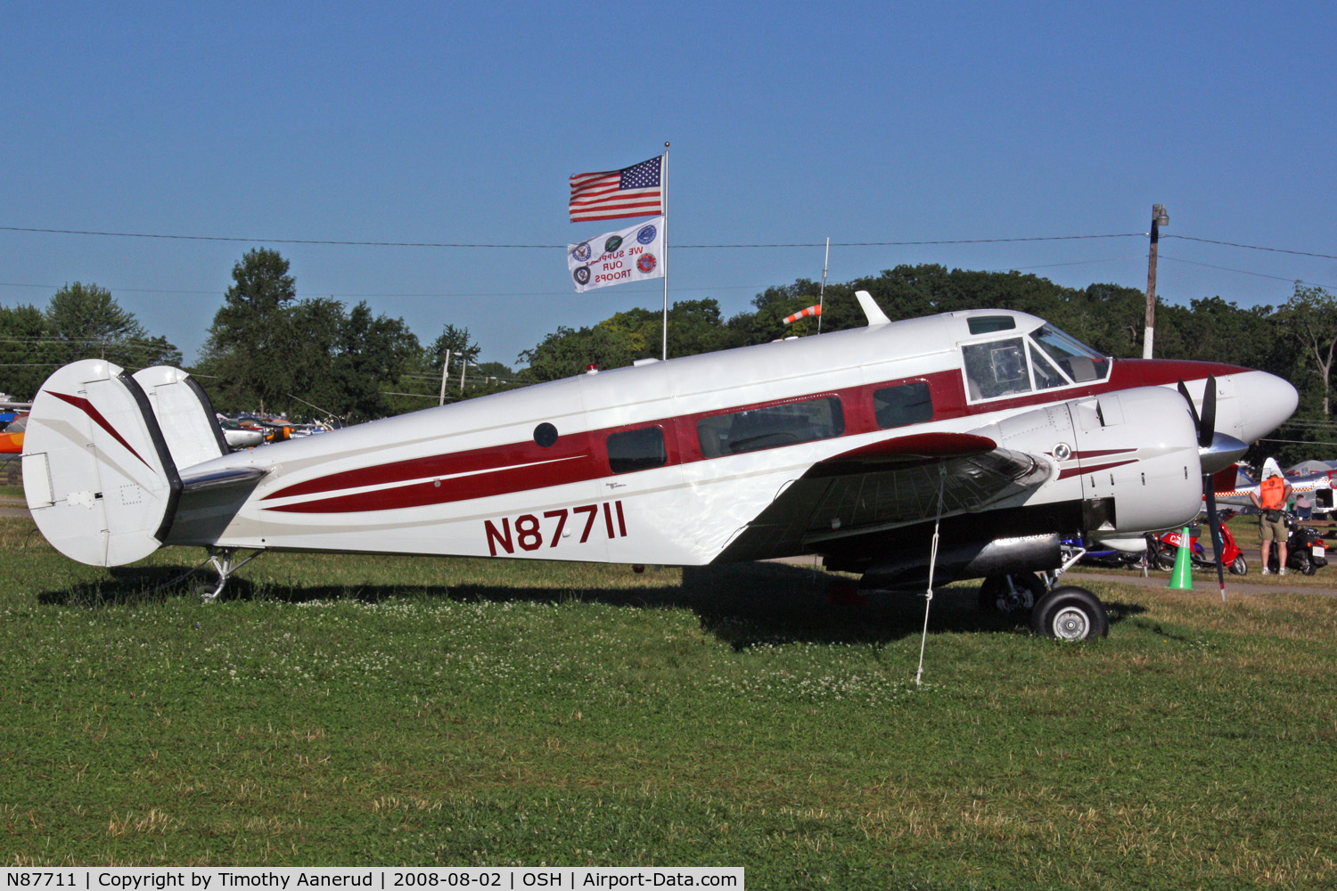 N87711, 1963 Beech H-18 C/N BA-650, EAA AirVenture 2008
