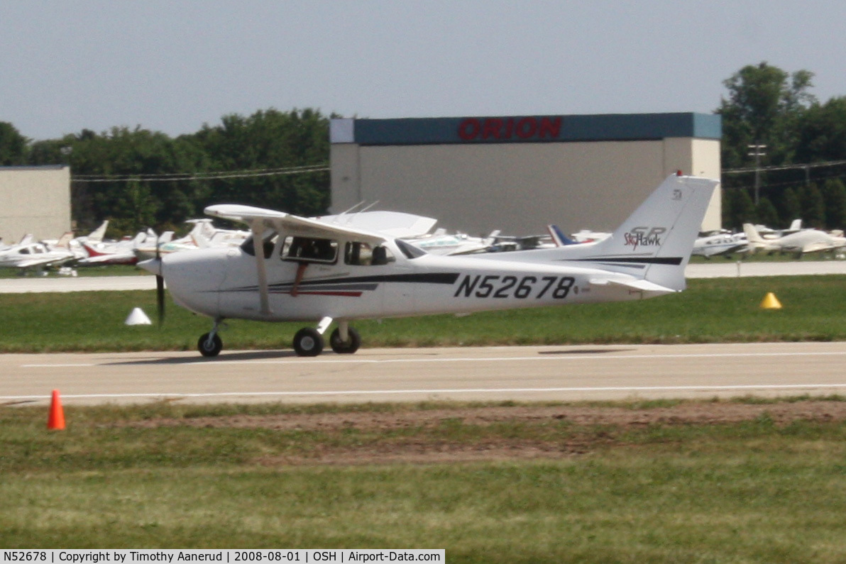 N52678, 2002 Cessna 172S C/N 172S9182, EAA AirVenture 2008