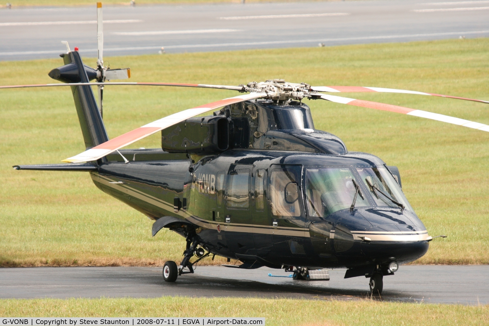 G-VONB, 1992 Sikorsky S-76B C/N 760399, Taken at the Royal International Air Tattoo 2008 during arrivals and departures (show days cancelled due to bad weather)