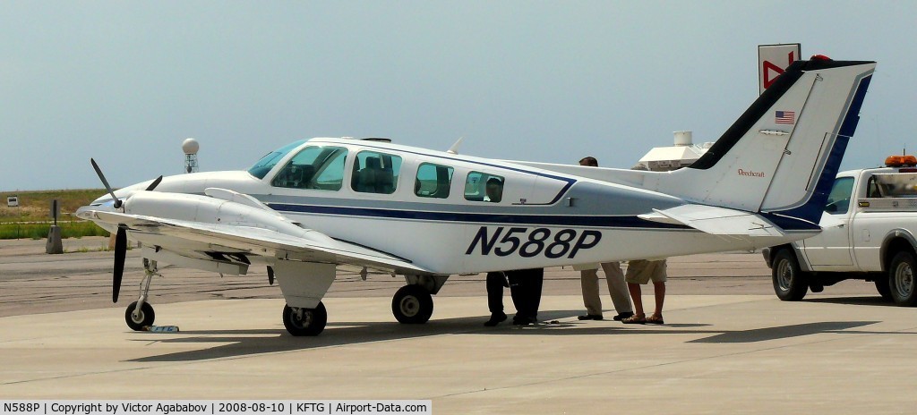 N588P, 1994 Beech 58 Baron C/N TH-1725, At Front Range Airport