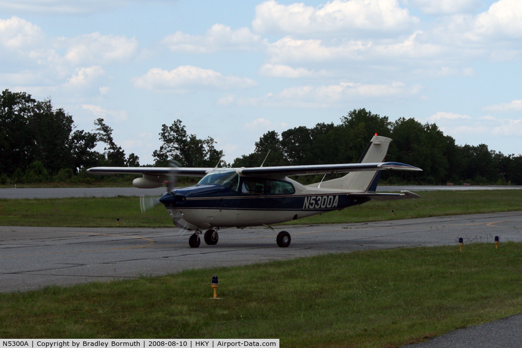 N5300A, 1979 Cessna T210N Turbo Centurion C/N 21063356, A great day to take pictures.