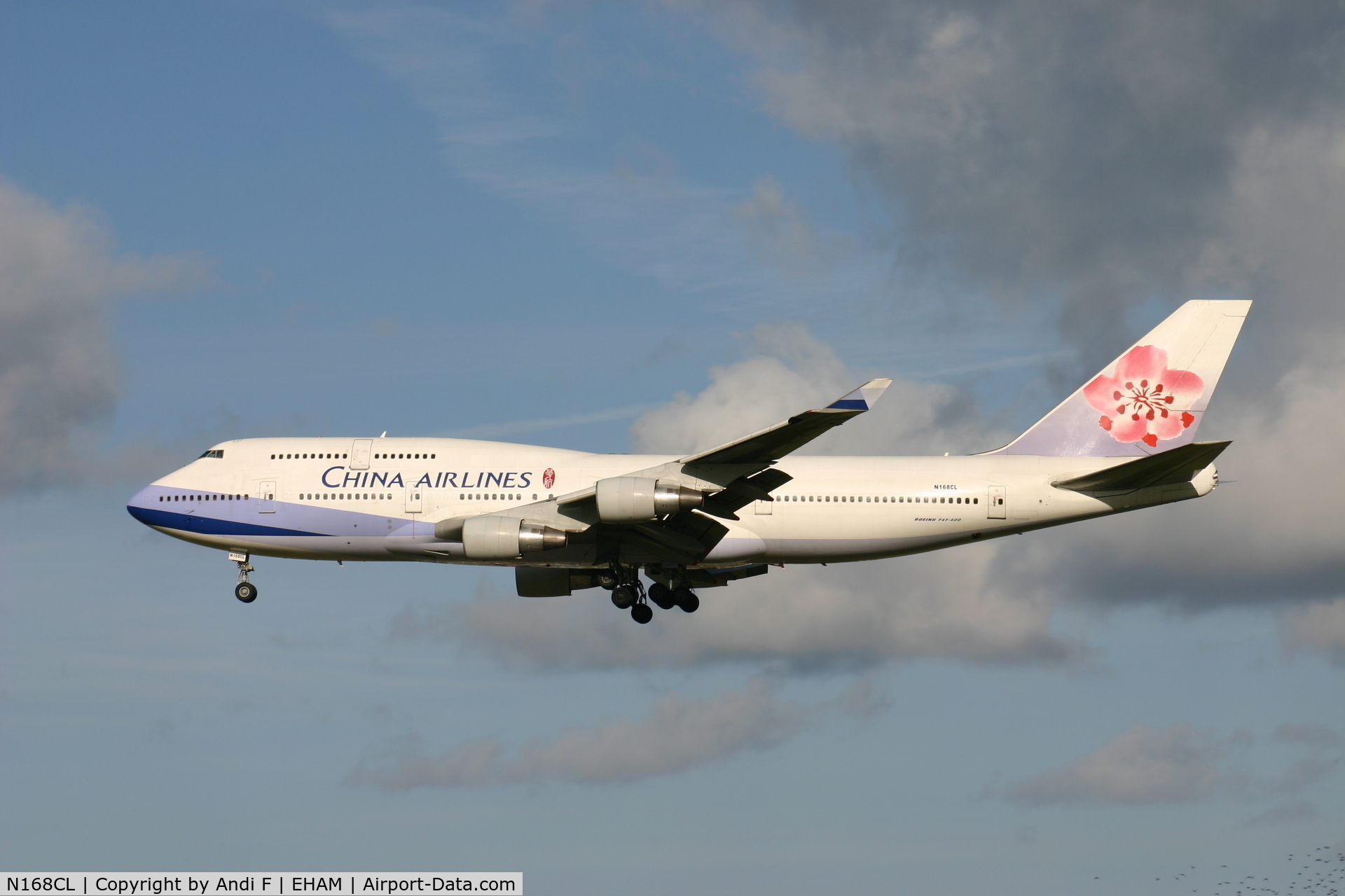 N168CL, 1999 Boeing 747-409 C/N 29906, US-Reg.?