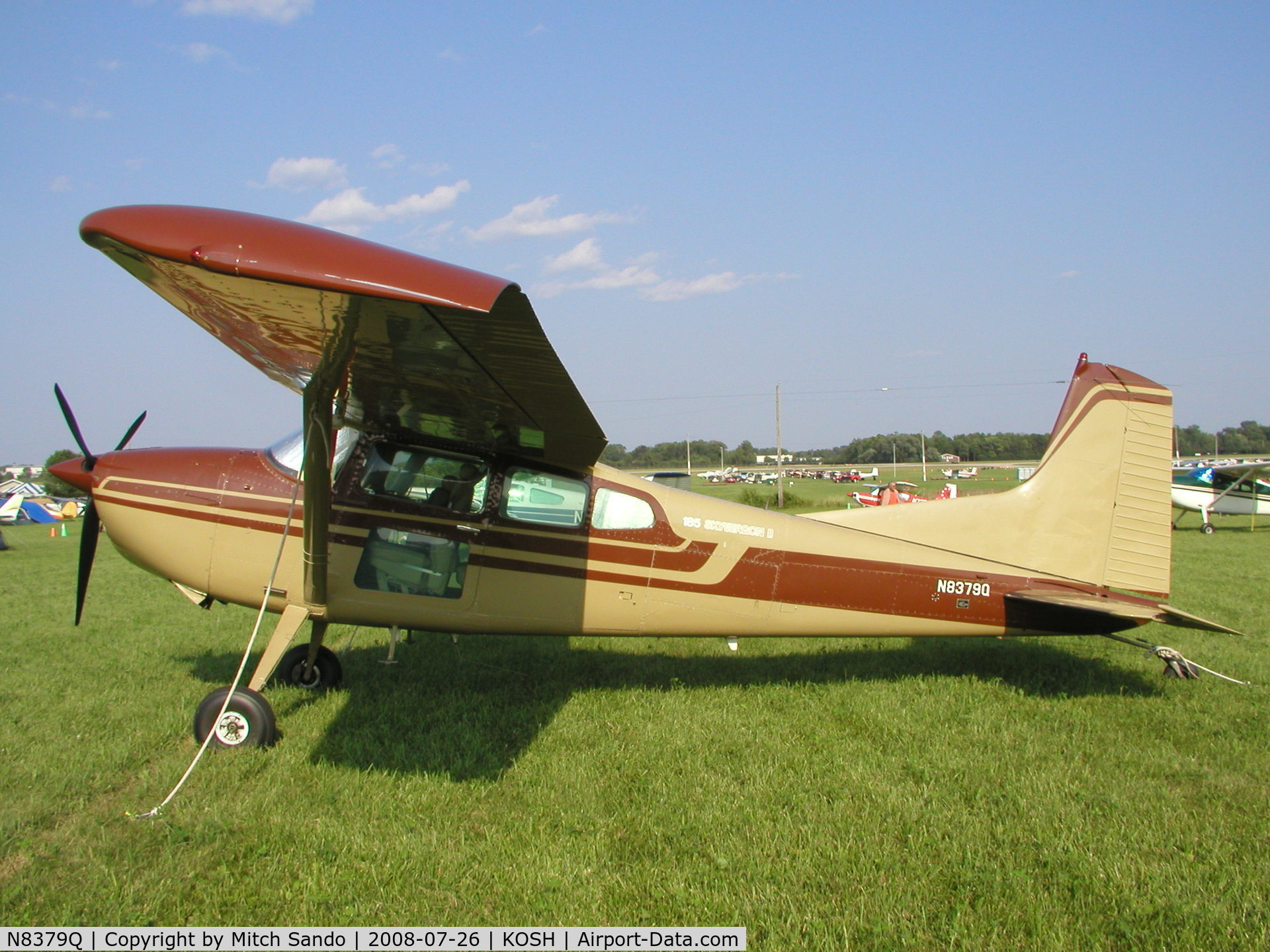 N8379Q, 1978 Cessna A185F Skywagon 185 C/N 18503673, EAA AirVenture 2008.