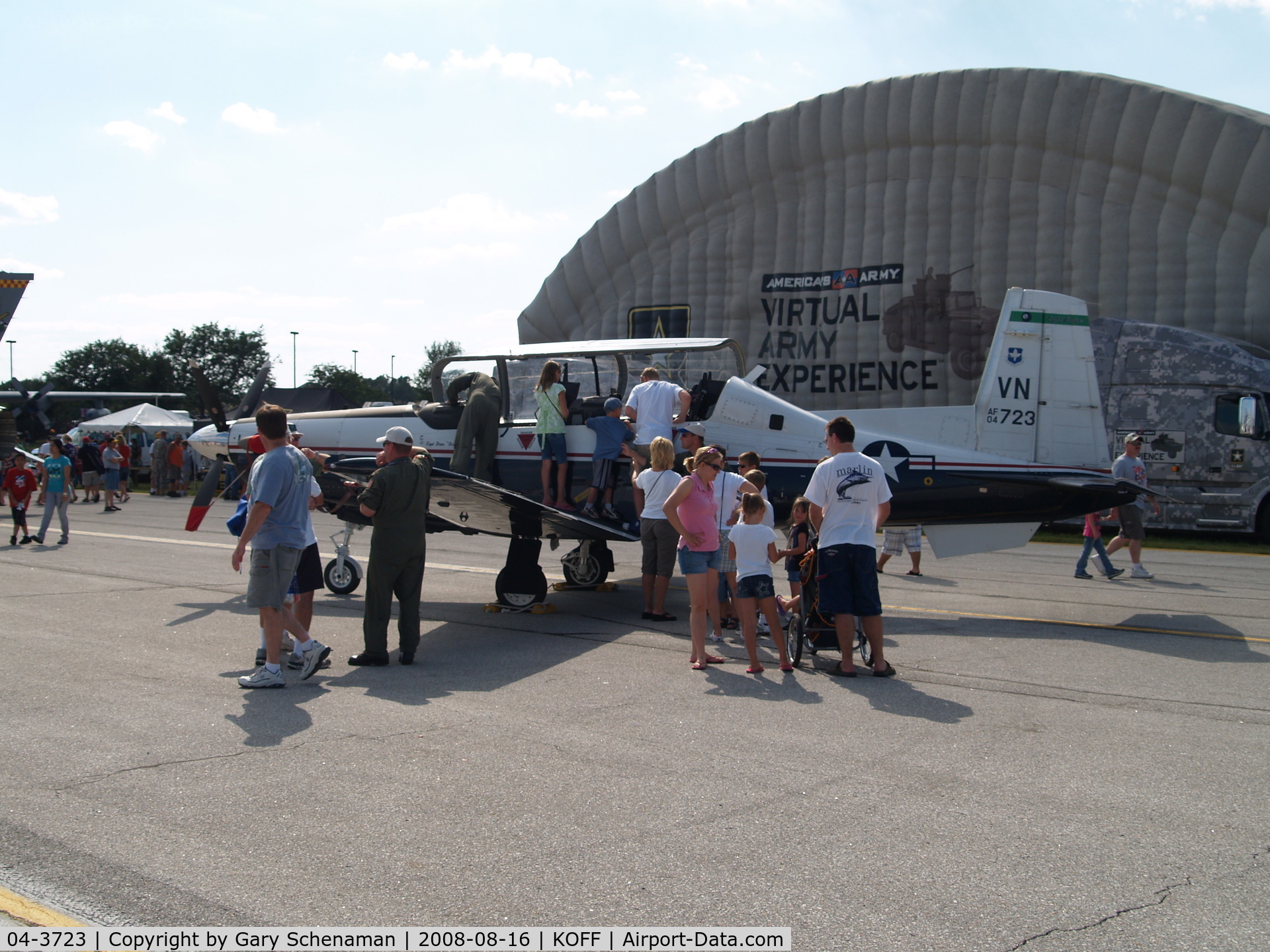 04-3723, 2004 Raytheon T-6A Texan II C/N PT-275, UNKNOWN AT OFFUTT AFB