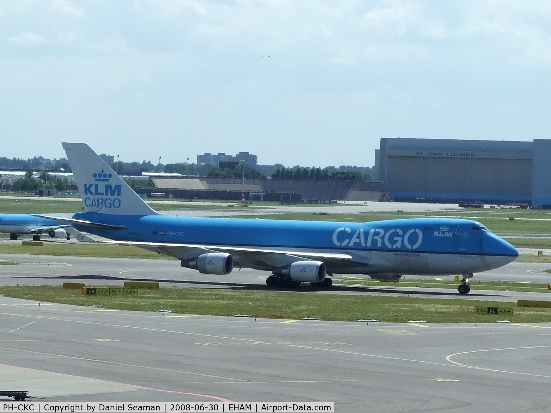 PH-CKC, 2004 Boeing 747-406F/ER/SCD C/N 33696, one of meny cargo today.
