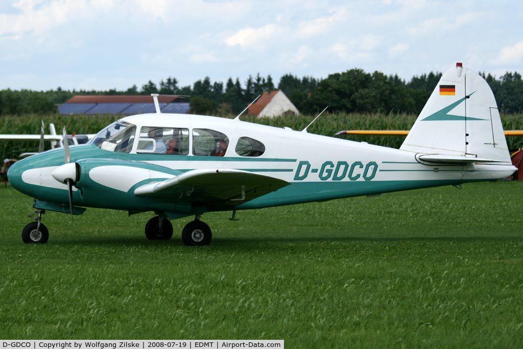 D-GDCO, Piper PA-23-160 Apache C/N 23-1800, visitor