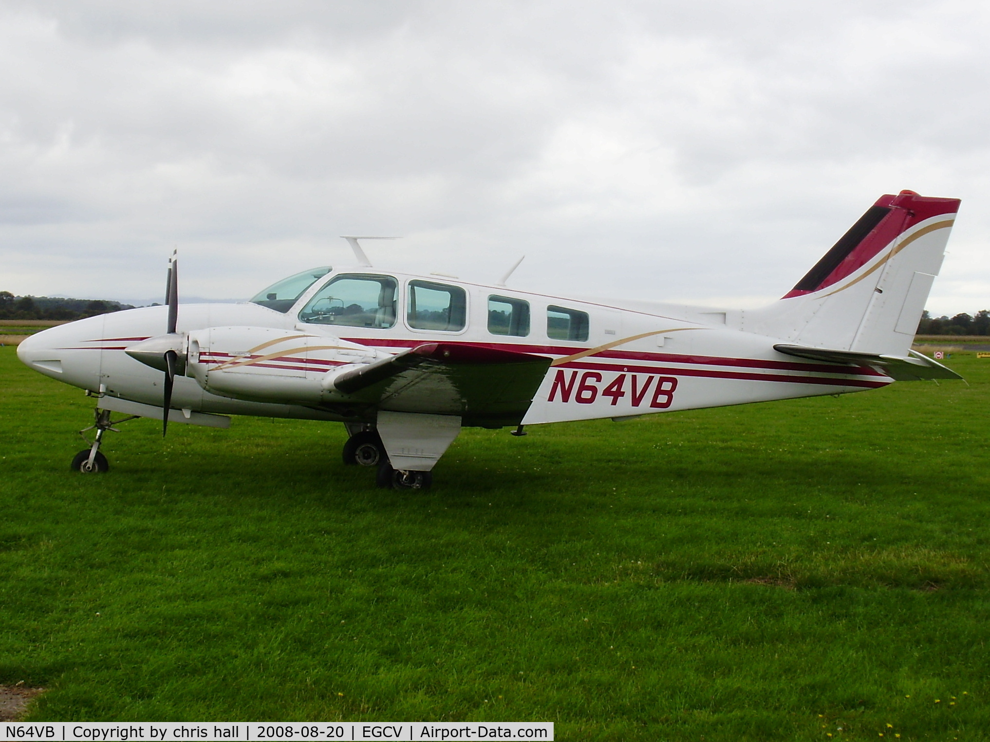 N64VB, 1973 Beech 58 Baron C/N TH-305, Sleap Airfield