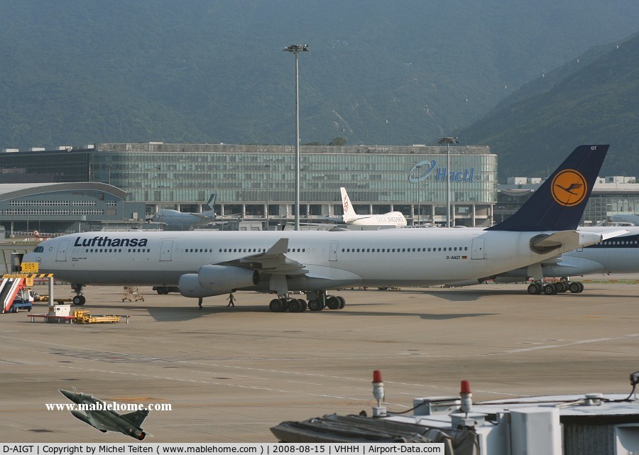 D-AIGT, 1999 Airbus A340-313 C/N 304, Lufthansa parked at Hong Kong