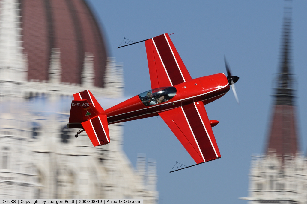 D-EJKS, Extra EA-300S C/N 010, Extra 300S