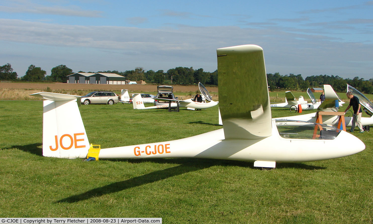G-CJOE, 1969 Schempp-Hirth Standard Cirrus C/N 25, Competitor in the Midland Regional Gliding Championship at Husband's Bosworth