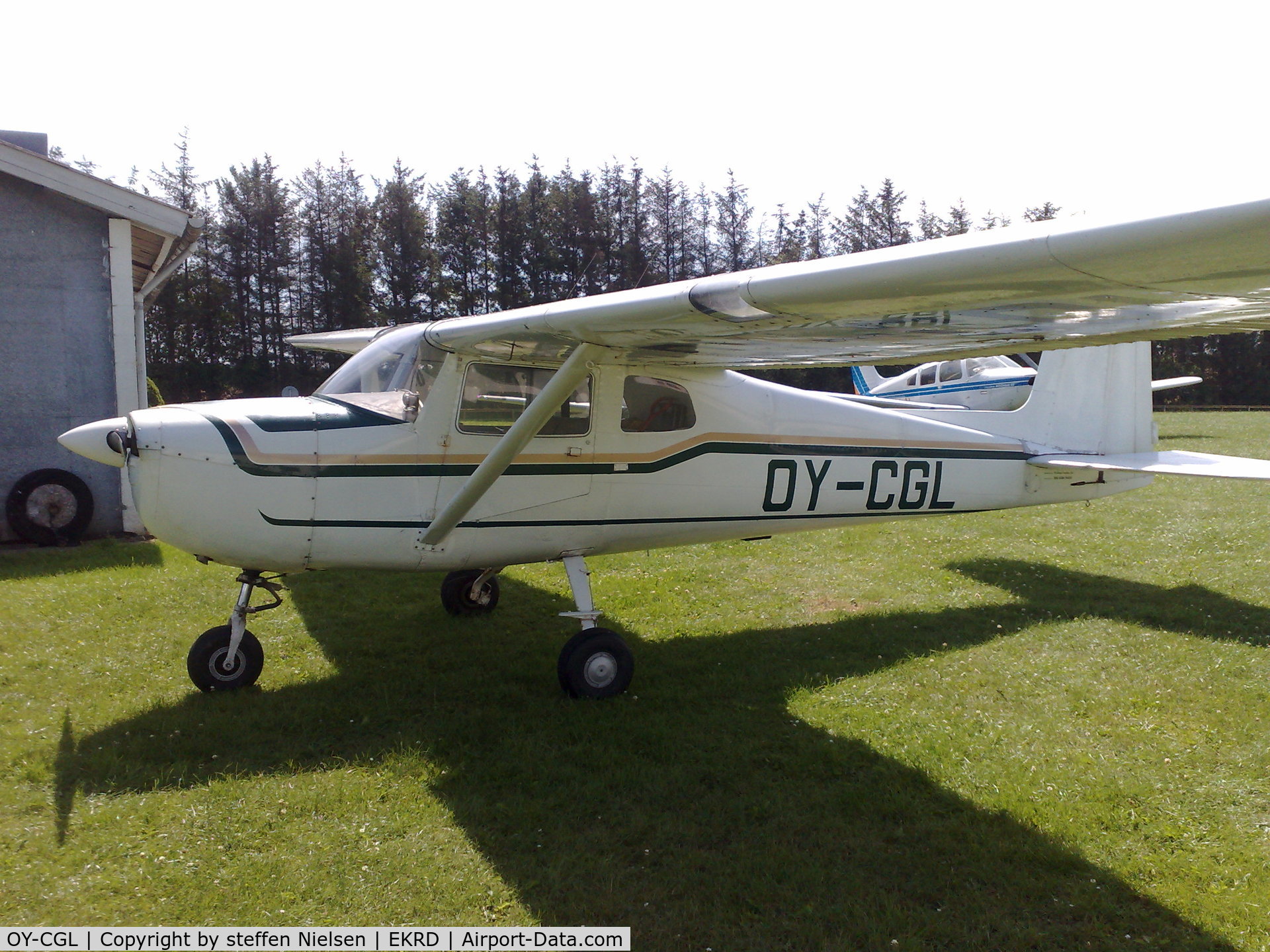 OY-CGL, 1961 Cessna 150B C/N 150-59395, OY-CGL