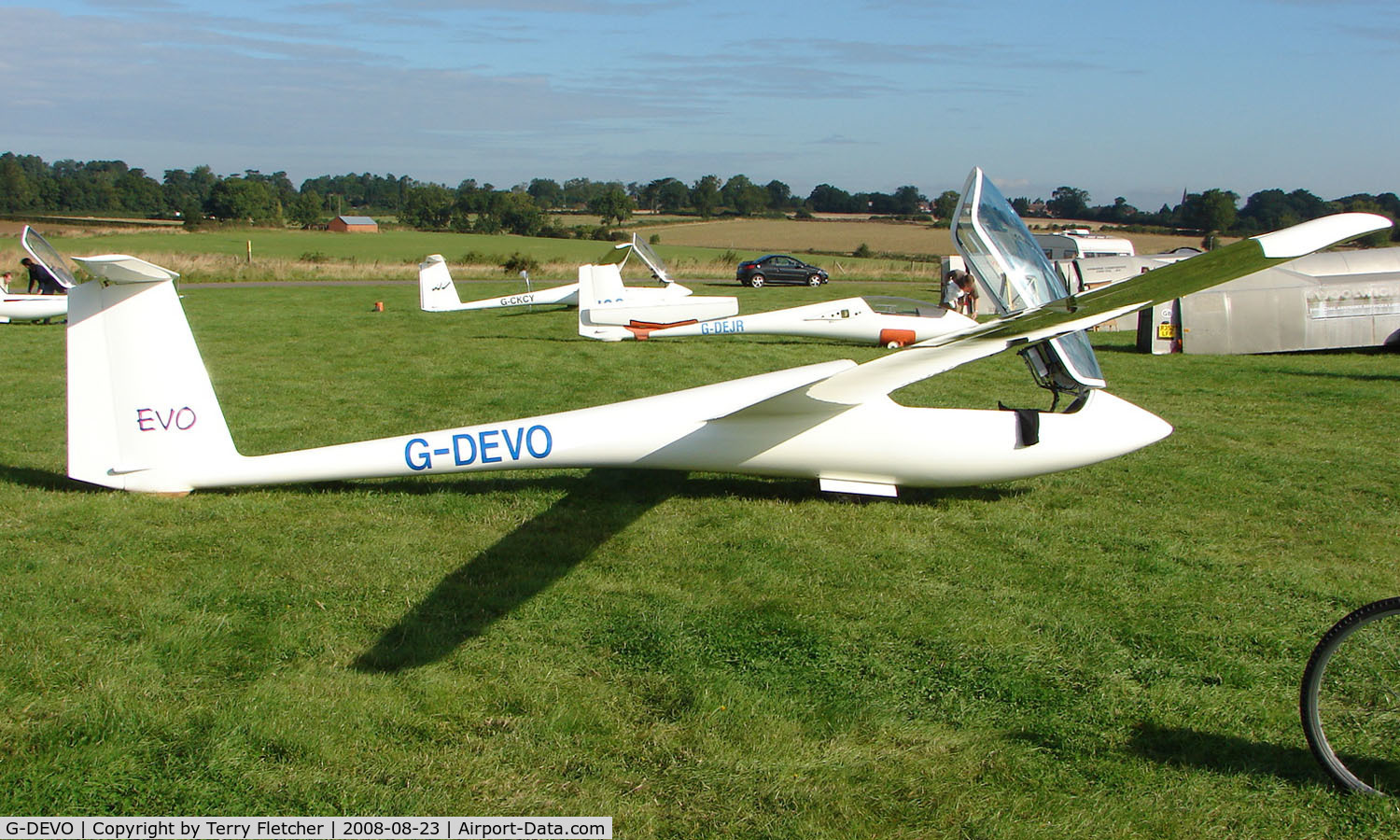G-DEVO, 1984 Centrair C101A Pegase C/N 101A-0149, Competitor in the Midland Regional Gliding Championship at Husband's Bosworth