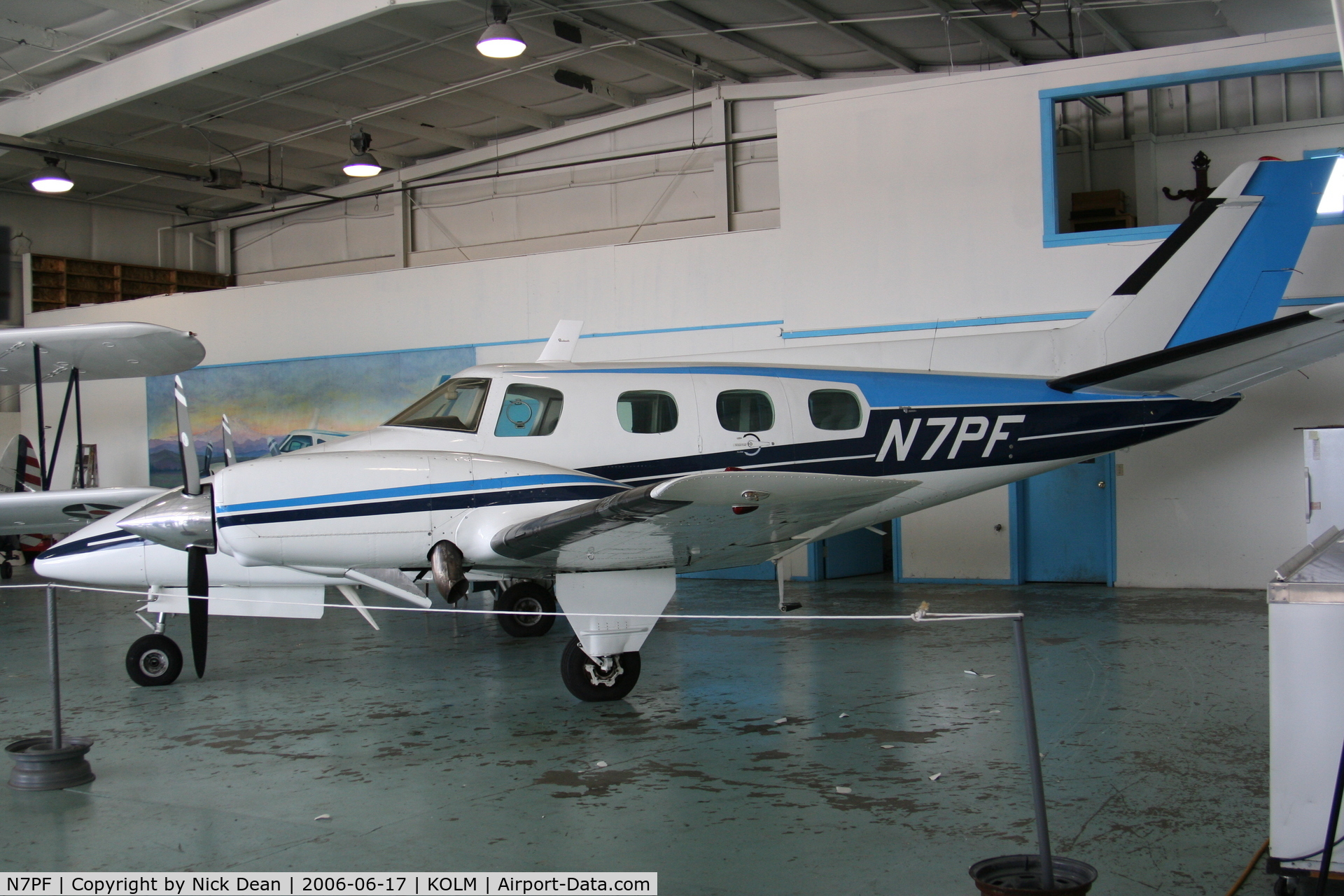 N7PF, 1969 Beech 60 C/N P-52, Dont like hangar shots too much but a Duke is aDuke after all!!