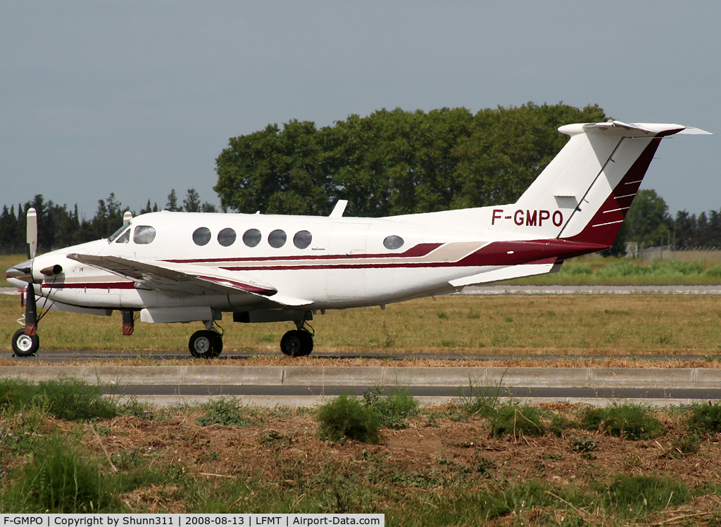 F-GMPO, 1977 Beech 200 Super King Air C/N BB-307, Parked at the General Aviation area...