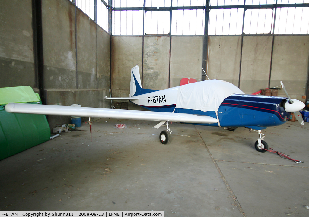 F-BTAN, SIAI-Marchetti S-205-18R C/N 4-169, Parked inside Airclub's hangar...