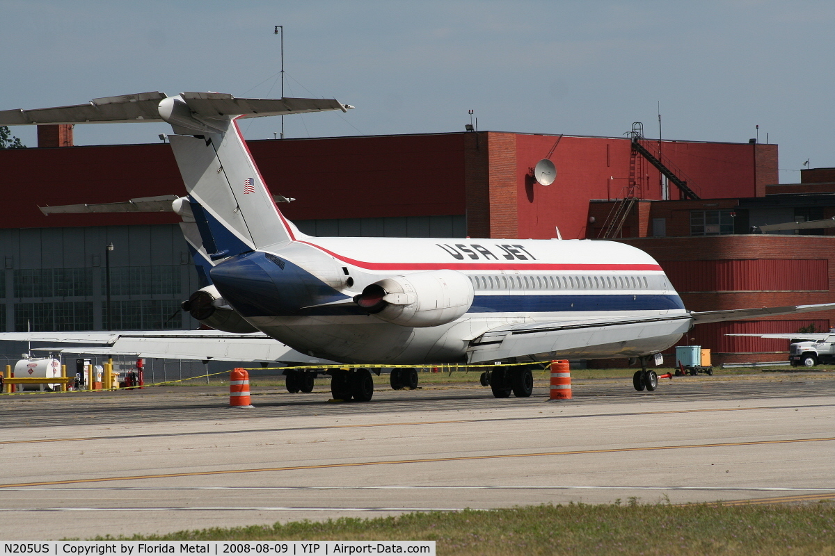 N205US, 1976 McDonnell Douglas DC-9-32F C/N 47690, USA Jet DC-9-32