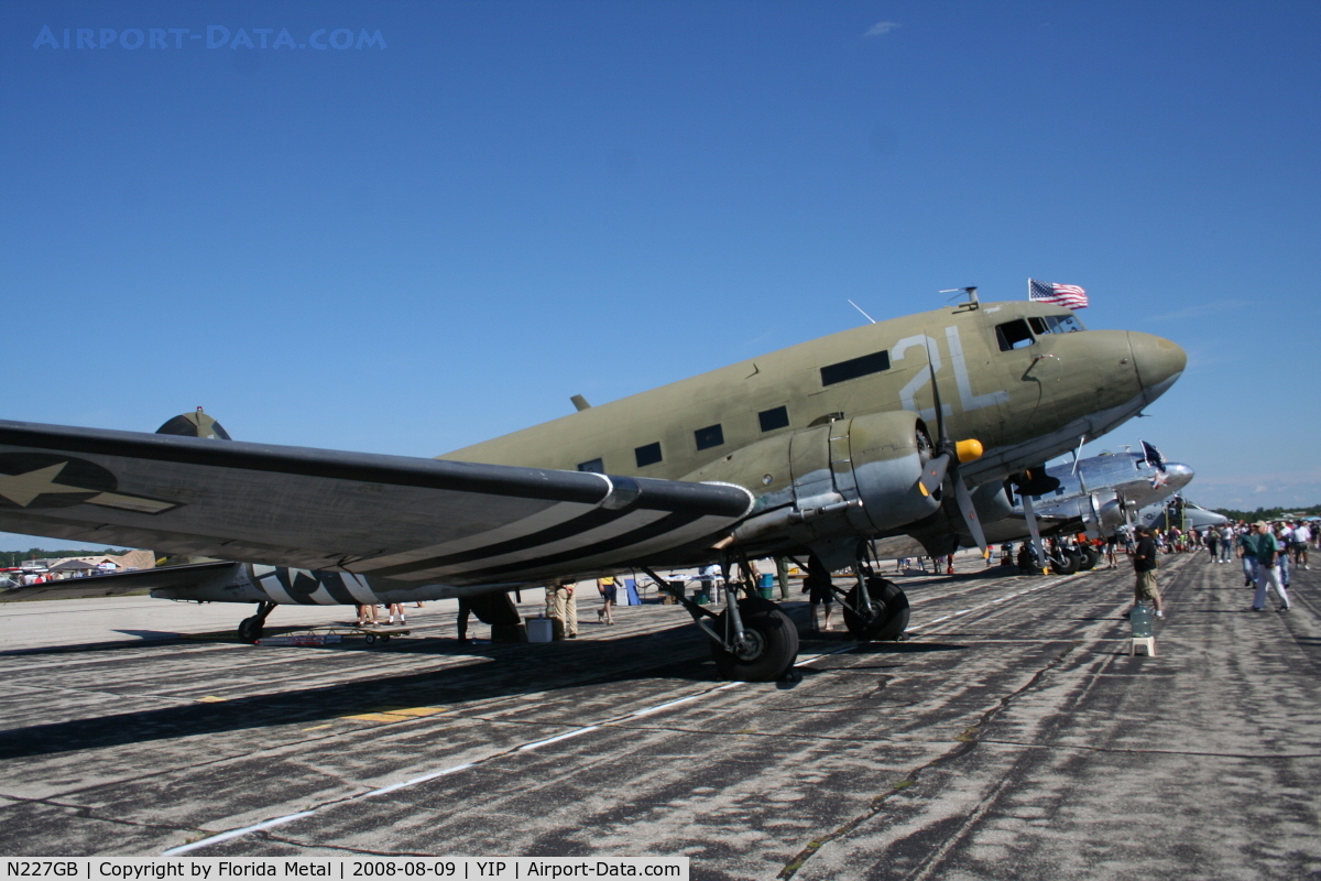 N227GB, 1945 Douglas DC-3C C/N 16597, C-47