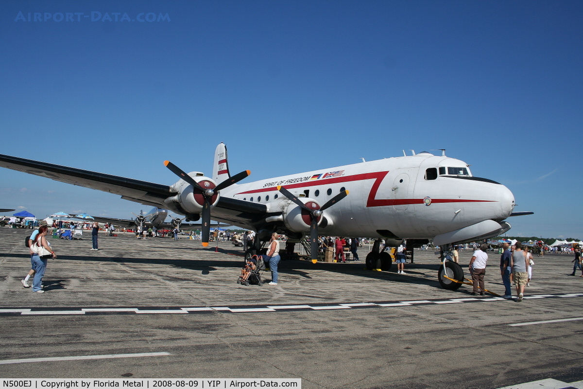 N500EJ, 1945 Douglas C-54E Skymaster (DC-4A) C/N DO316, C-54 Berlin Airlift Heritage plane - follows me to every airshow