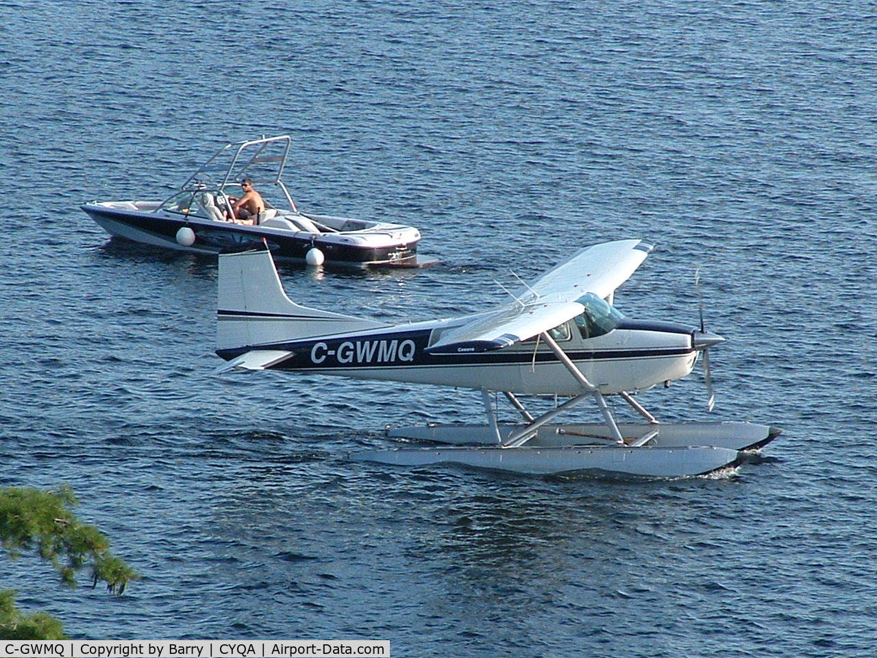C-GWMQ, 1975 Cessna 180J C/N 180-52564, Windermere Resort waterfront, Muskoka, 29 July 2008