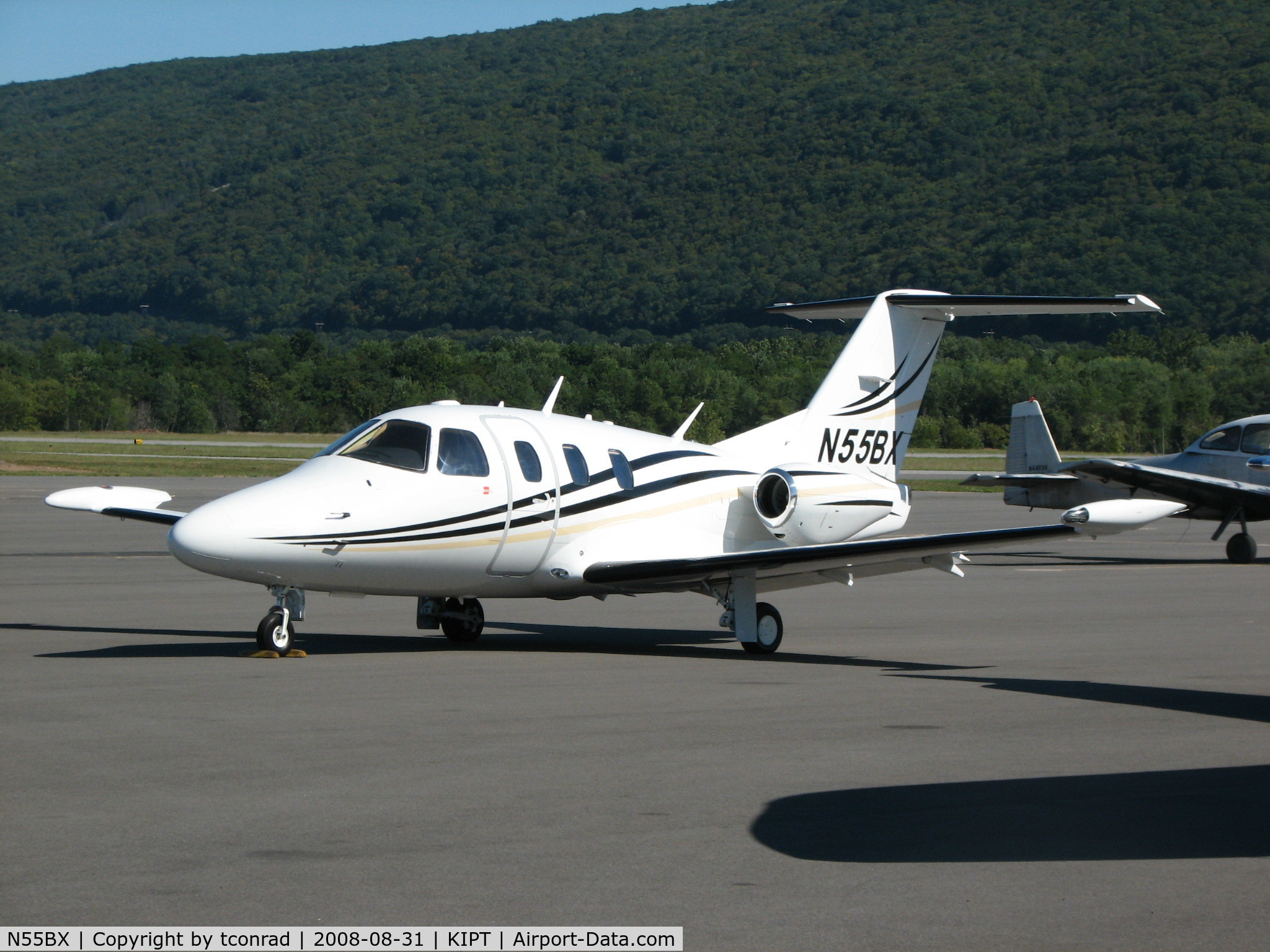 N55BX, 2007 Eclipse Aviation Corp EA500 C/N 000029, at Williamsport