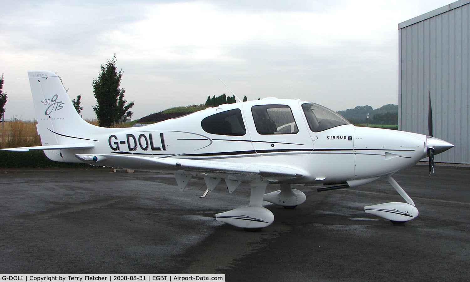 G-DOLI, 2008 Cirrus SR20 G3 GTS C/N 2009, New Cirrus 20 outside the UK dealers at Turweston