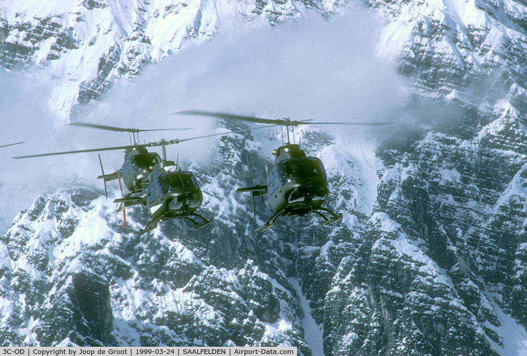 3C-OD, Bell OH-58B Kiowa C/N 42242, A Austrian OH-58, followed by two AB-206 low level through the valleys of the Austrian Alps. What an impressing sight this was!