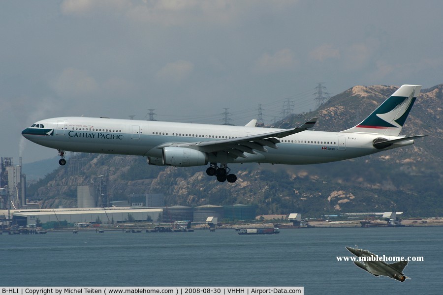 B-HLI, 1996 Airbus A330-342 C/N 155, Cathay Pacific approaching runway 25R