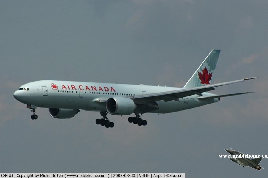C-FIUJ, 2007 Boeing 777-233/LR C/N 35244, Air Canada approaching runway 25R