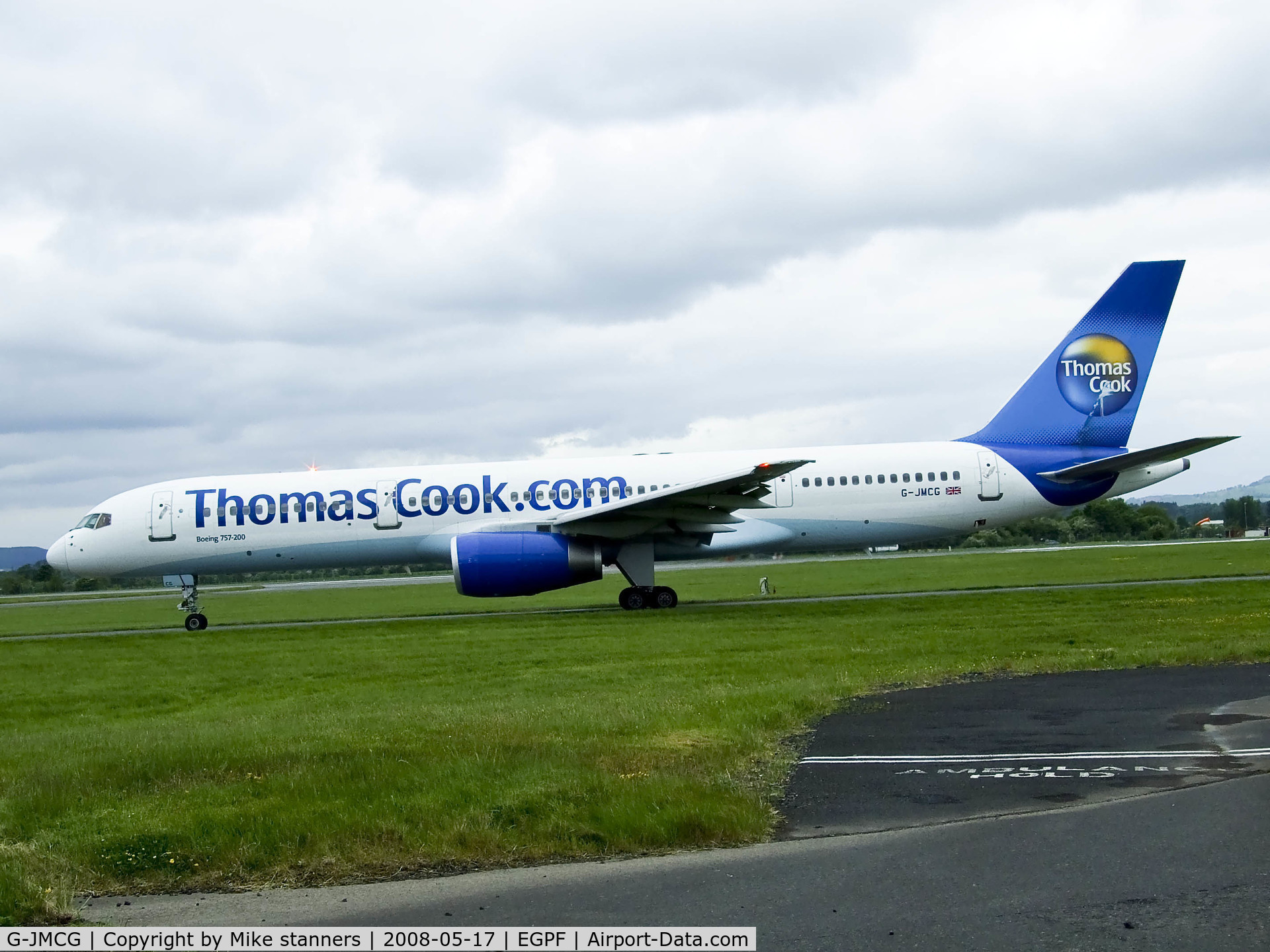 G-JMCG, 1995 Boeing 757-2G5 C/N 26278, Thomas cook B757 Taxiing out at Glasgow on flight TCX9642