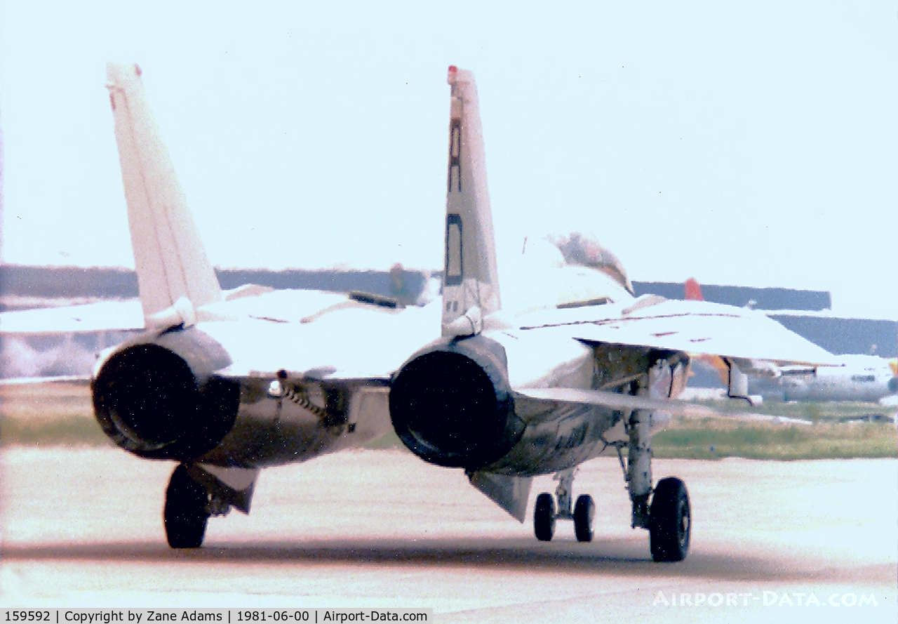159592, Grumman F-14D Tomcat C/N 139, F-14D at the former Dallas Naval Air Station - Formerly an F-14A converted to D