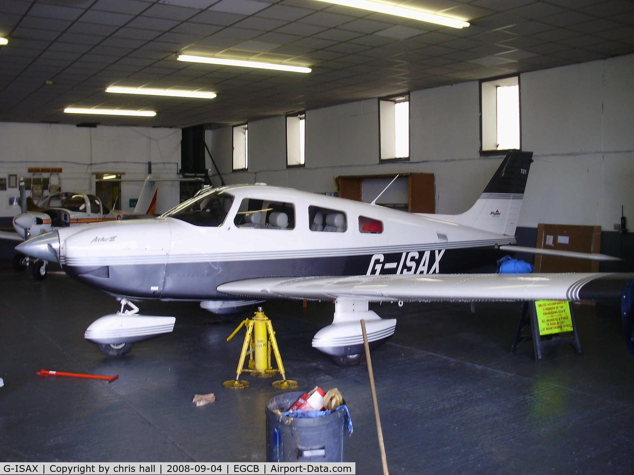G-ISAX, 2001 Piper PA-28-181 Cherokee Archer III C/N 2843453, Previous ID: N5325G