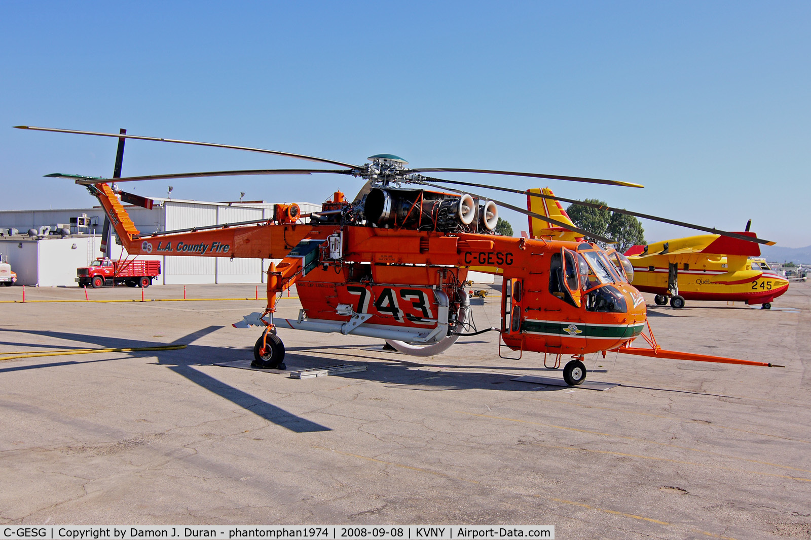 C-GESG, 1968 Sikorsky S-64E C/N 64065, Skycrane under contact with LA Co Fire Dept waiting for duty at VNY.