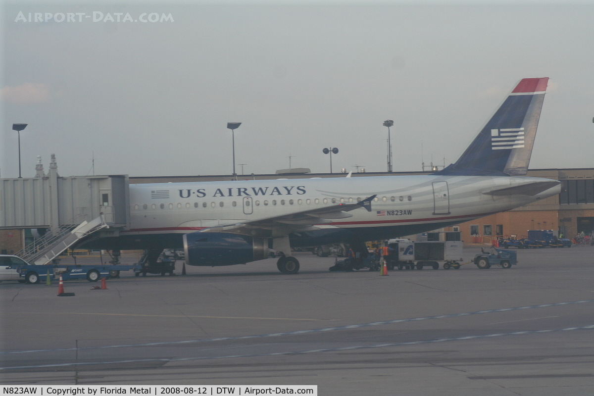 N823AW, 2001 Airbus A319-132 C/N 1463, US Airways A319