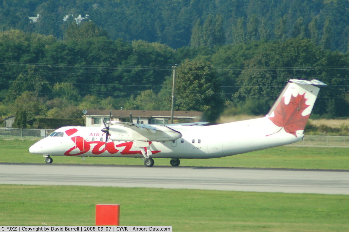 C-FJXZ, 1991 De Havilland Canada DHC-8-311 Dash 8 C/N 264, Air Canada Jazz - landing