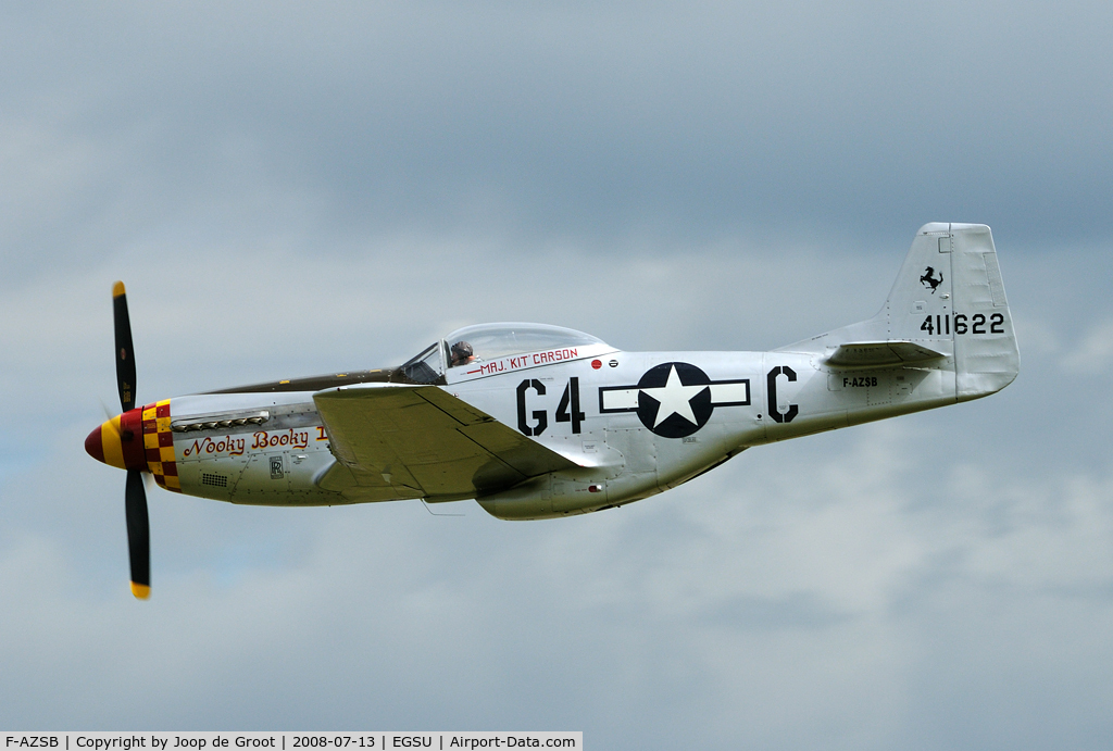 F-AZSB, 1944 North American P-51D Mustang C/N 122-40967, High speed pass during the Flying Legends 2008.