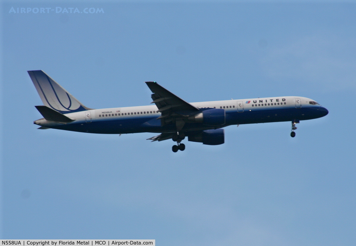 N558UA, 1992 Boeing 757-222 C/N 26654, United 757-200
