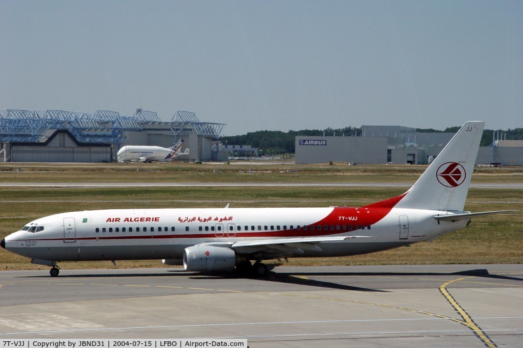 7T-VJJ, 2000 Boeing 737-8D6 C/N 30202, B737-8D6