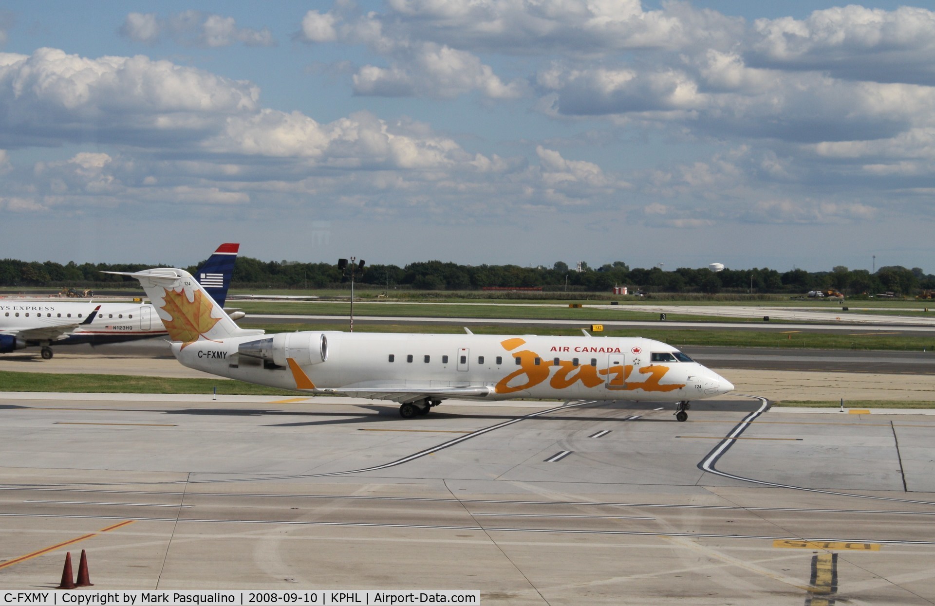 C-FXMY, 1996 Canadair CRJ-200ER (CL-600-2B19) C/N 7124, CL-600-2B19