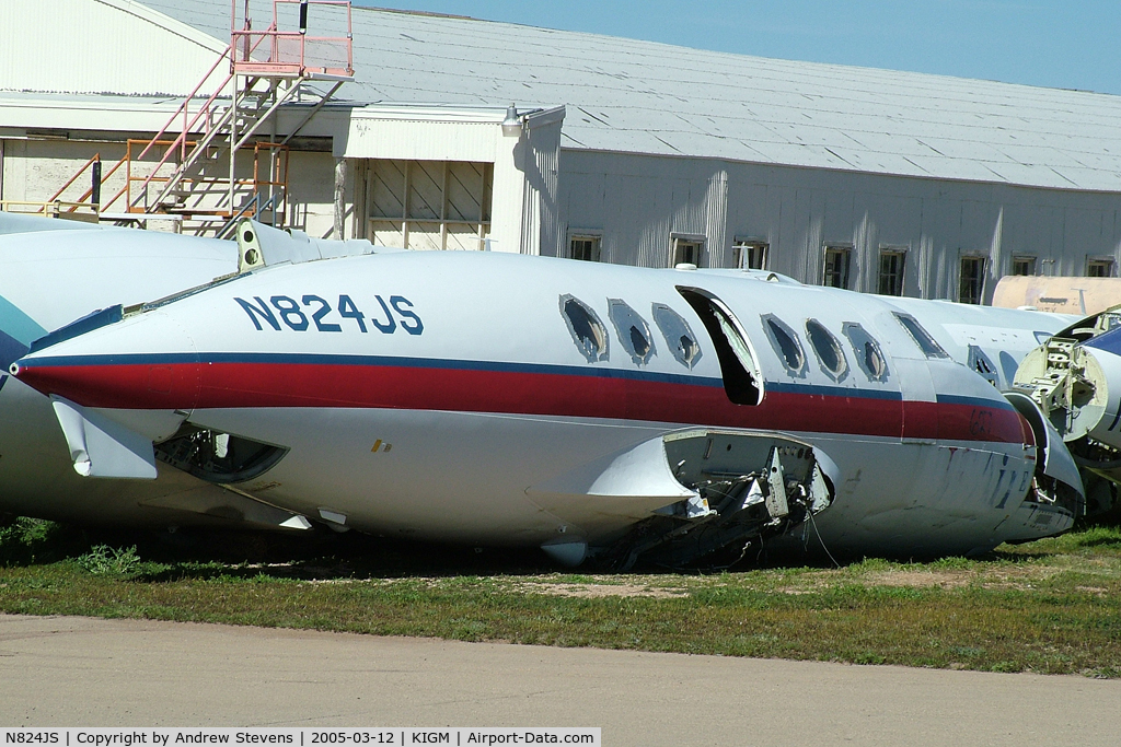 N824JS, British Aerospace BAe Jetstream 3101 C/N 627, Seen derelict at Kingman March 2005