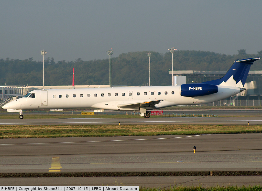 F-HBPE, 1998 Embraer ERJ-145LR (EMB-145LR) C/N 145106, Ready for departure rwy 14L