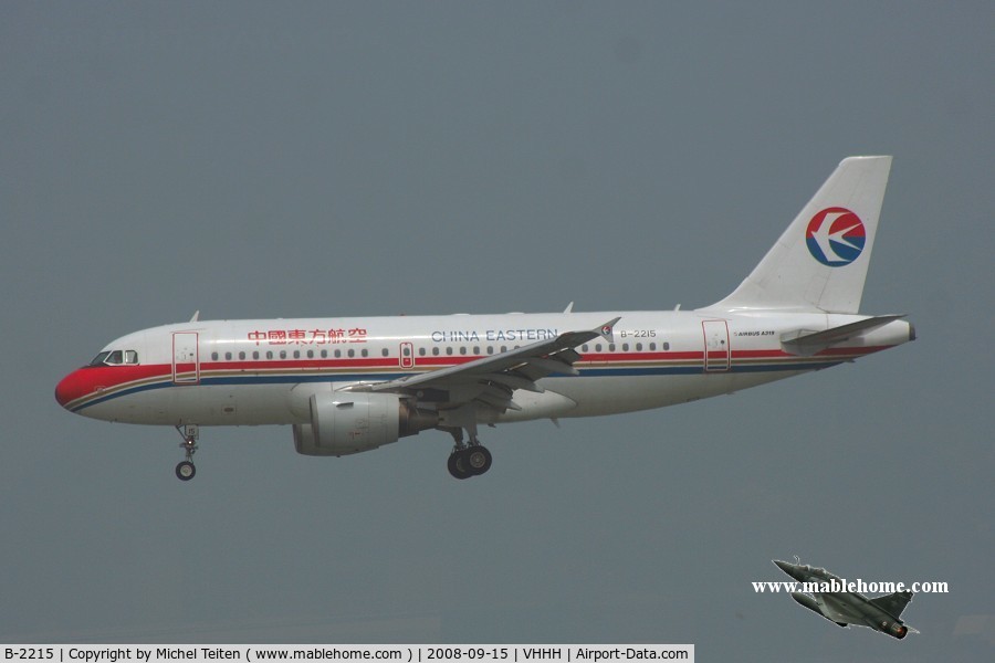 B-2215, 2001 Airbus A319-112 C/N 1541, China Eastern Airlines